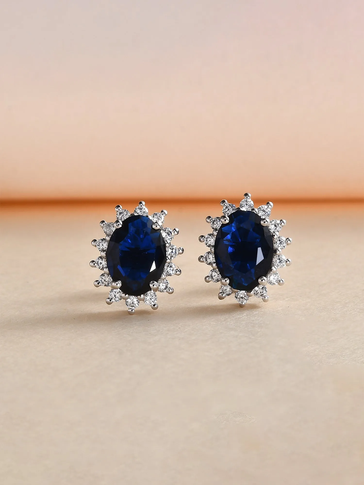 1.5 Carat Dressy Shimmering Blue Sapphire Studs In Silver