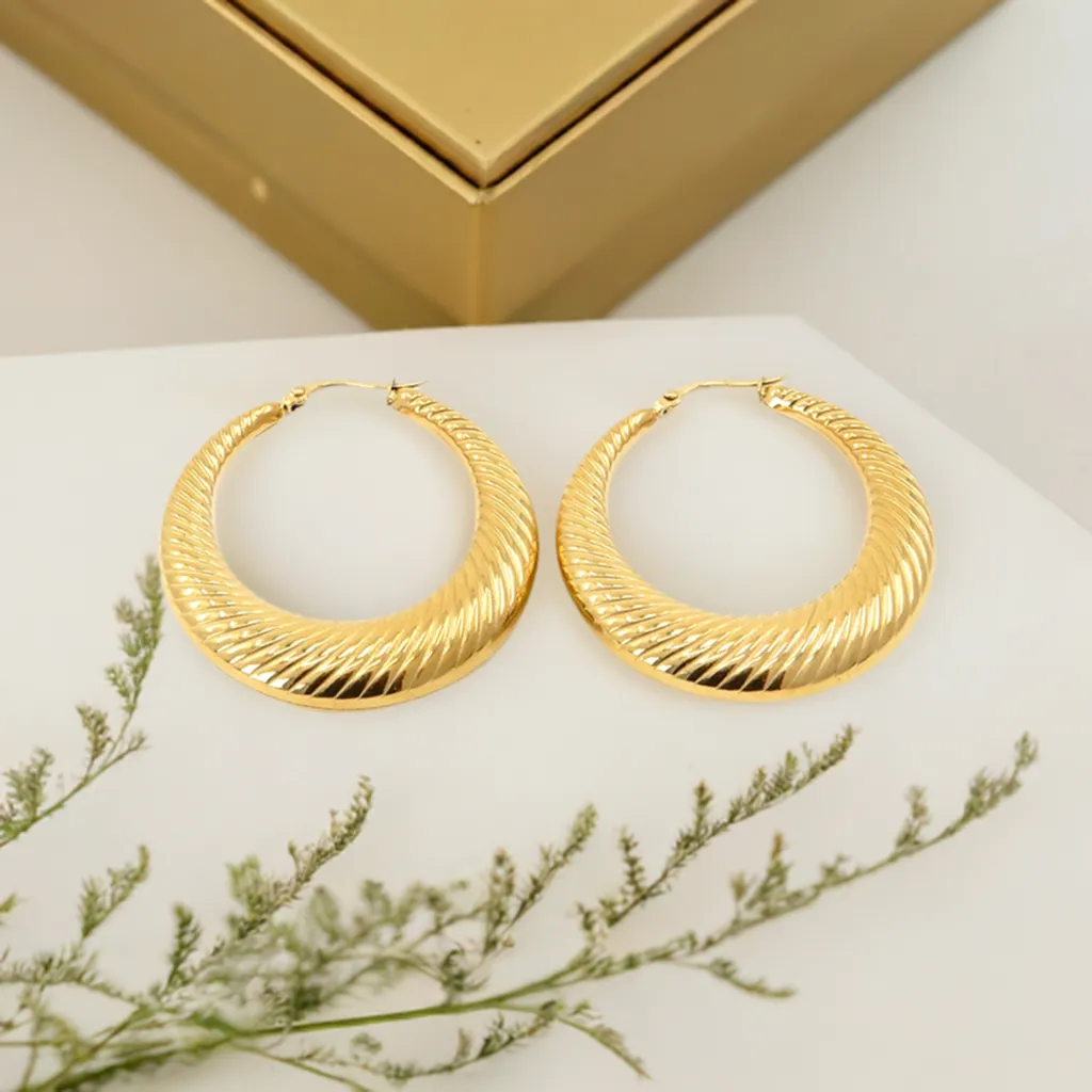 18K Gold Dipped Stainless Steel Scalloped Hoop Earrings for Women