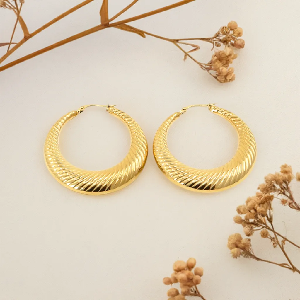 18K Gold Dipped Stainless Steel Scalloped Hoop Earrings for Women