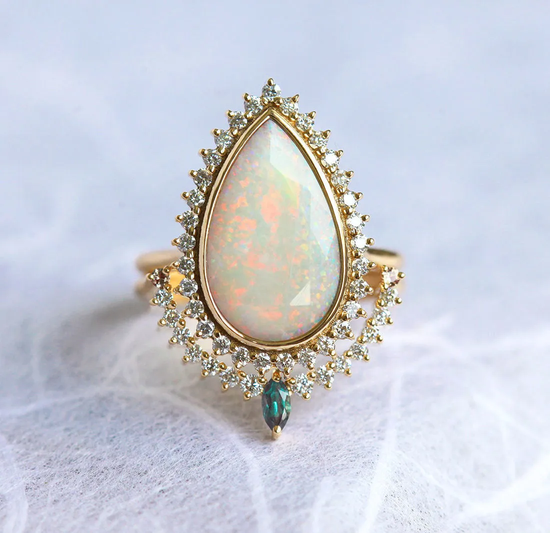 Beatriz Opal Ring Set