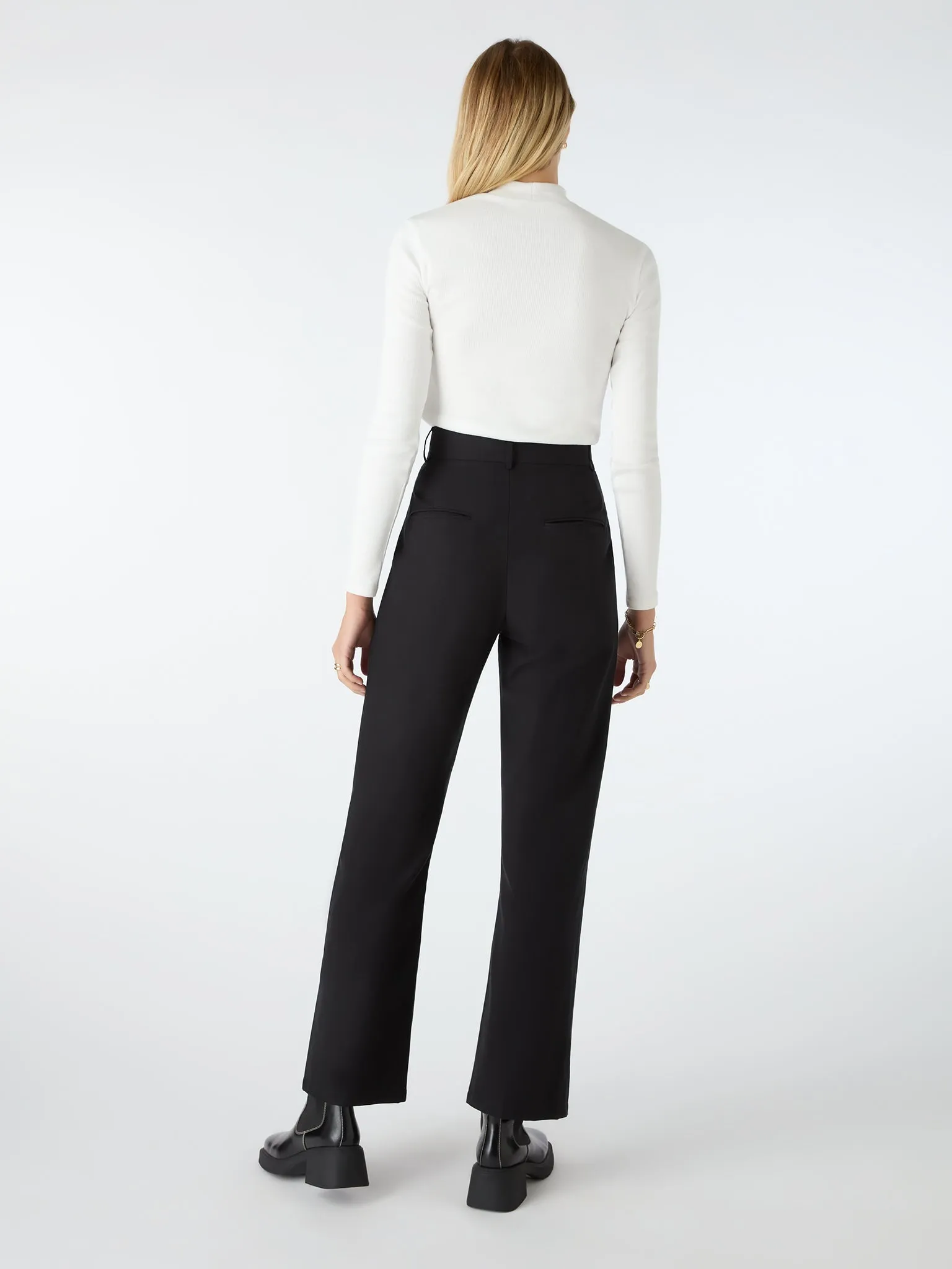 Cinnamon Relaxed Trousers in Black Cotton/Tencel