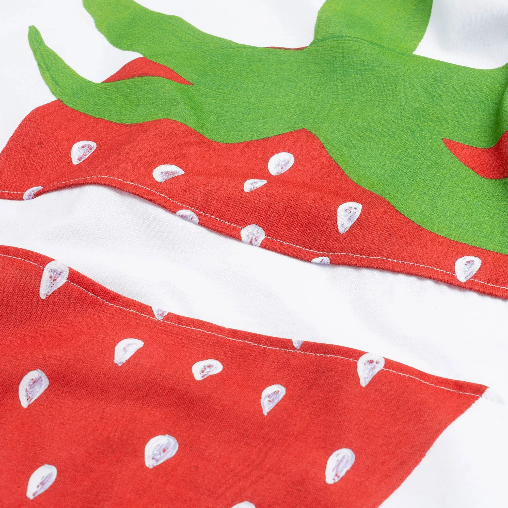 COMME des GARÇONS SHIRT Big Strawberry Tee - White