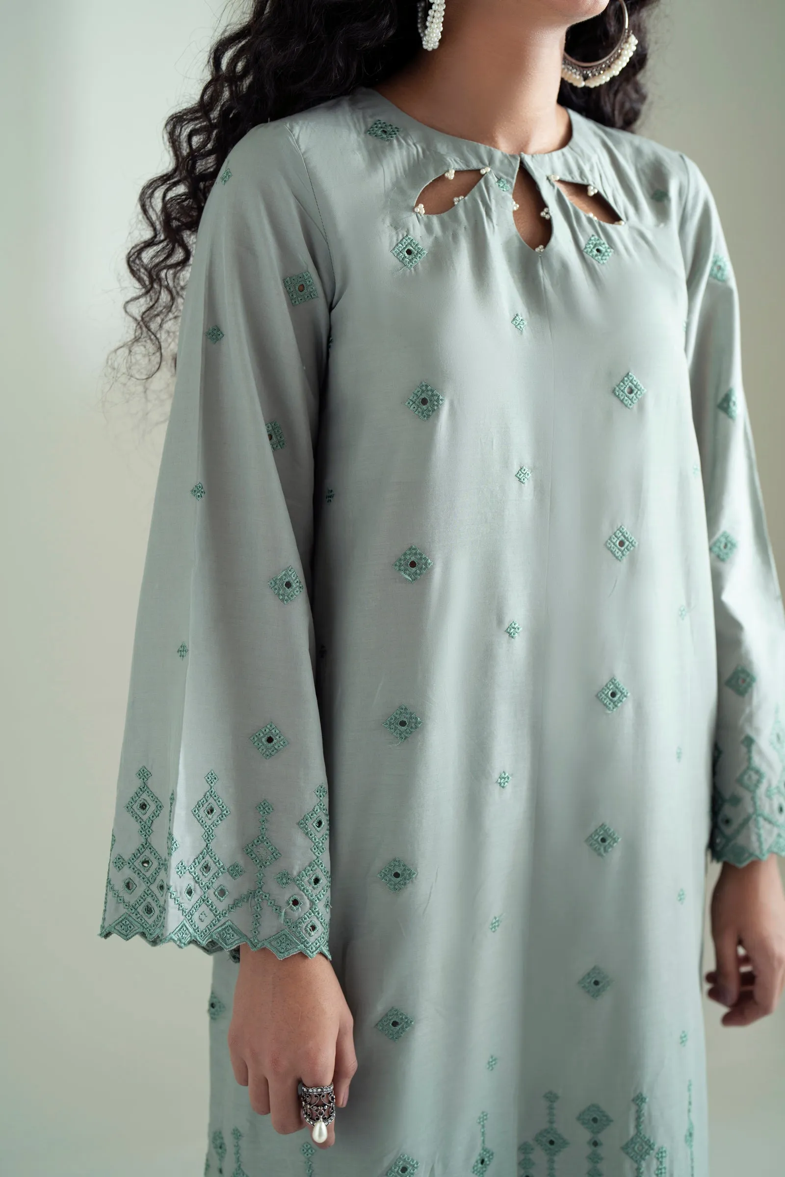 Cotton Lawn wider width Embroidery