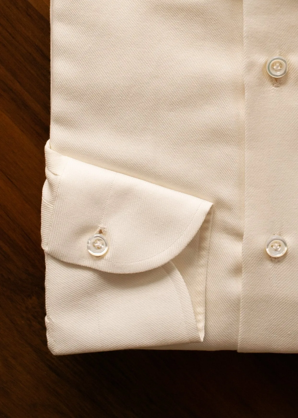 Cotton/Cashmere Spread Collar Shirt