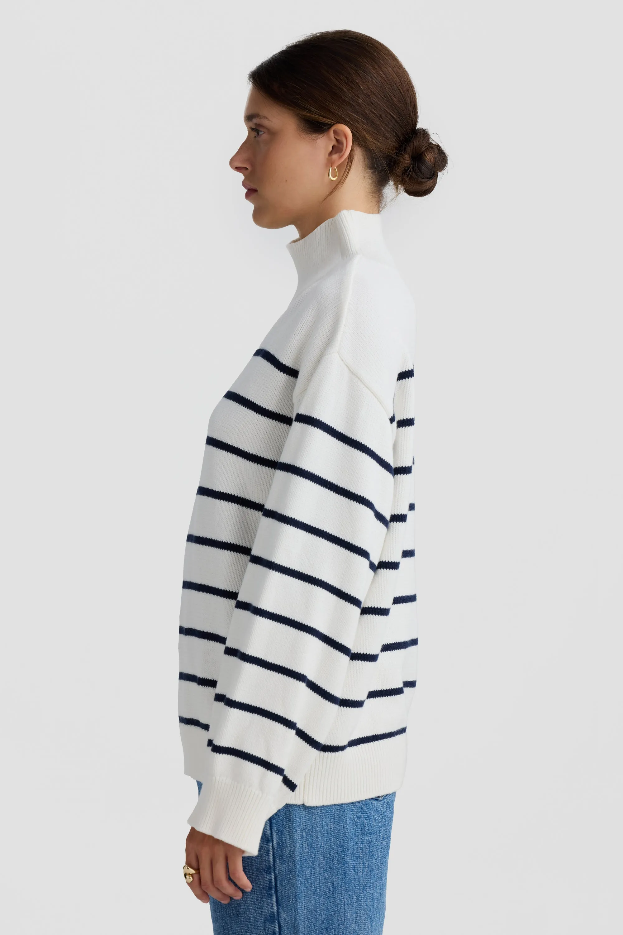 Joanie Turtle Neck Knit Sweater White and Navy