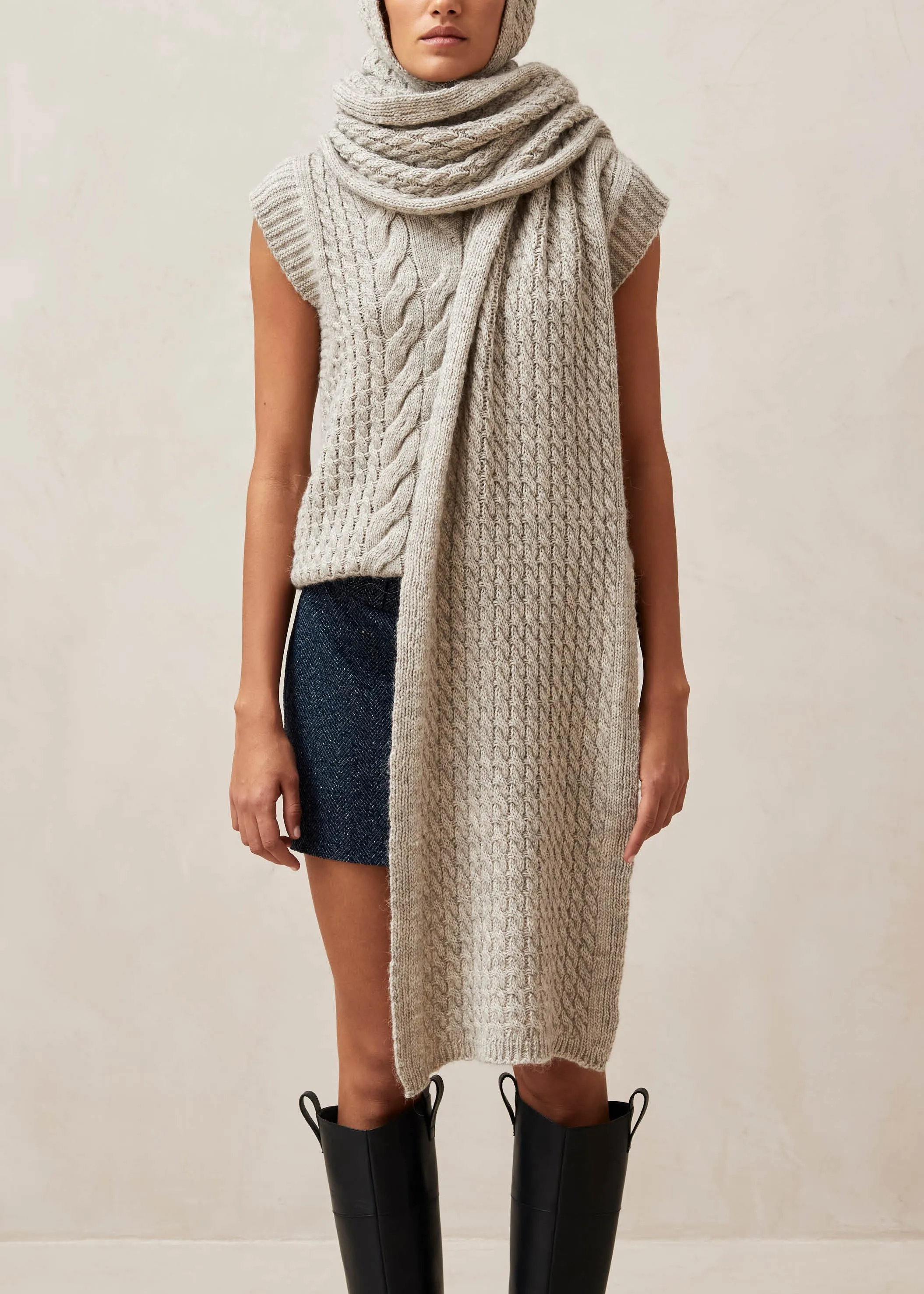 Kylie Gray Tricot Scarf