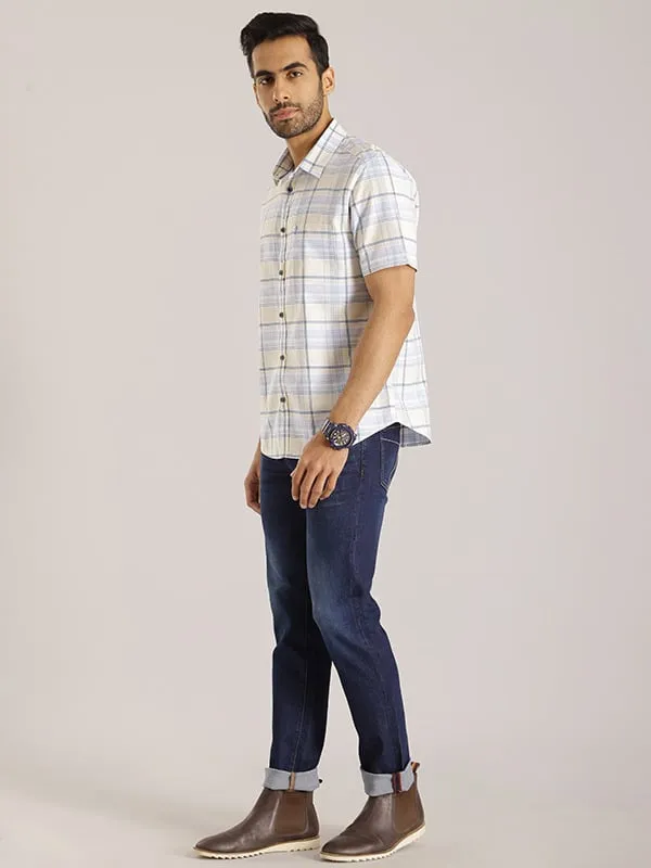 Men Checked Half Sleeve Cotton Shirt