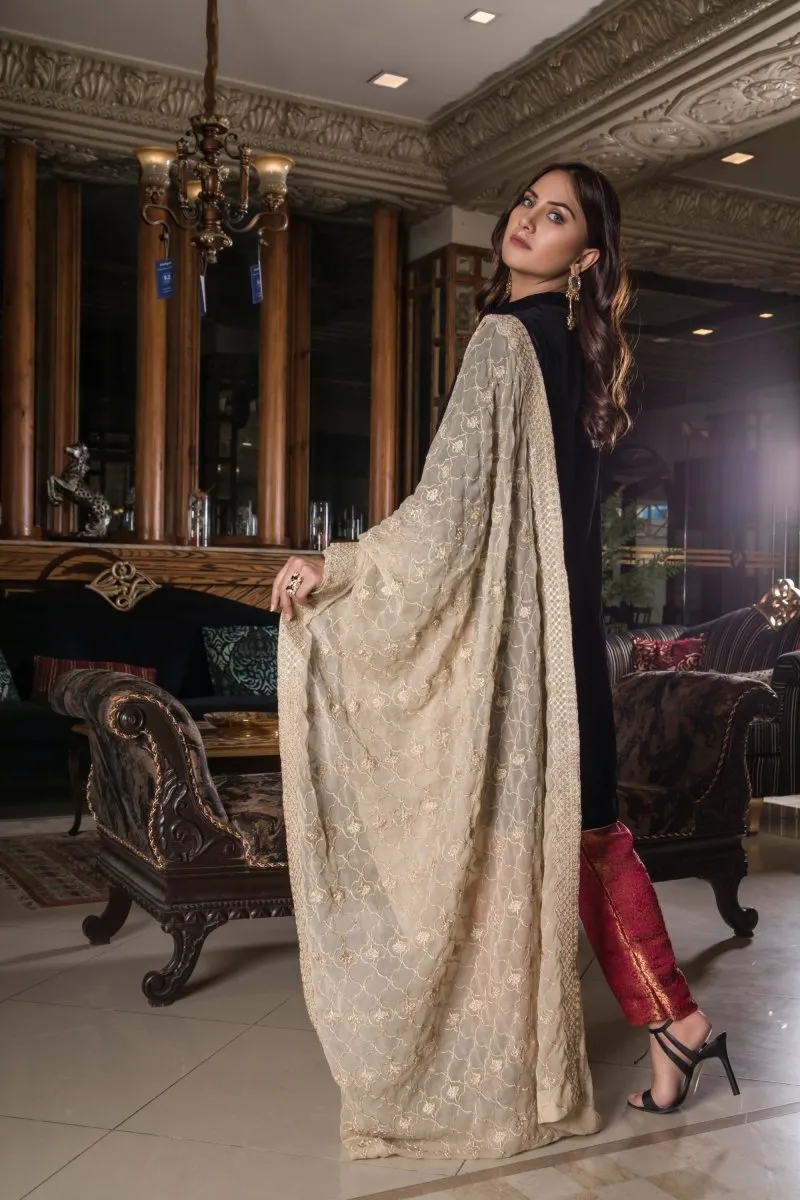 Mihrimah Embroidered Velvet 3 Piece Suit MIH06