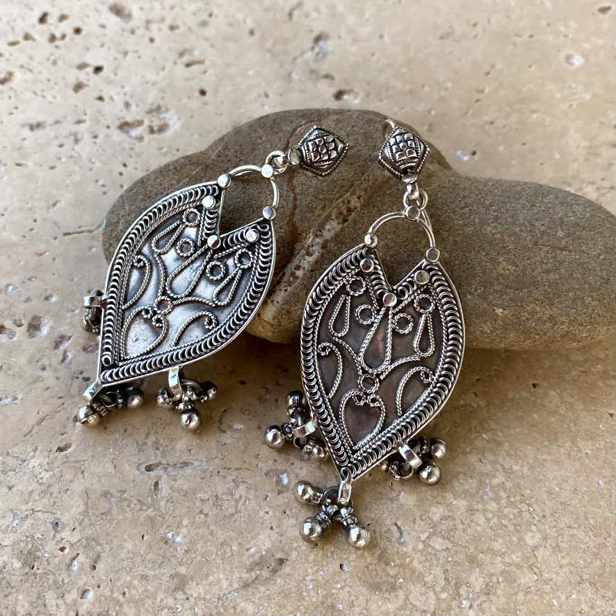 Sterling Silver Indian Tribal Design Earrings - Yoni