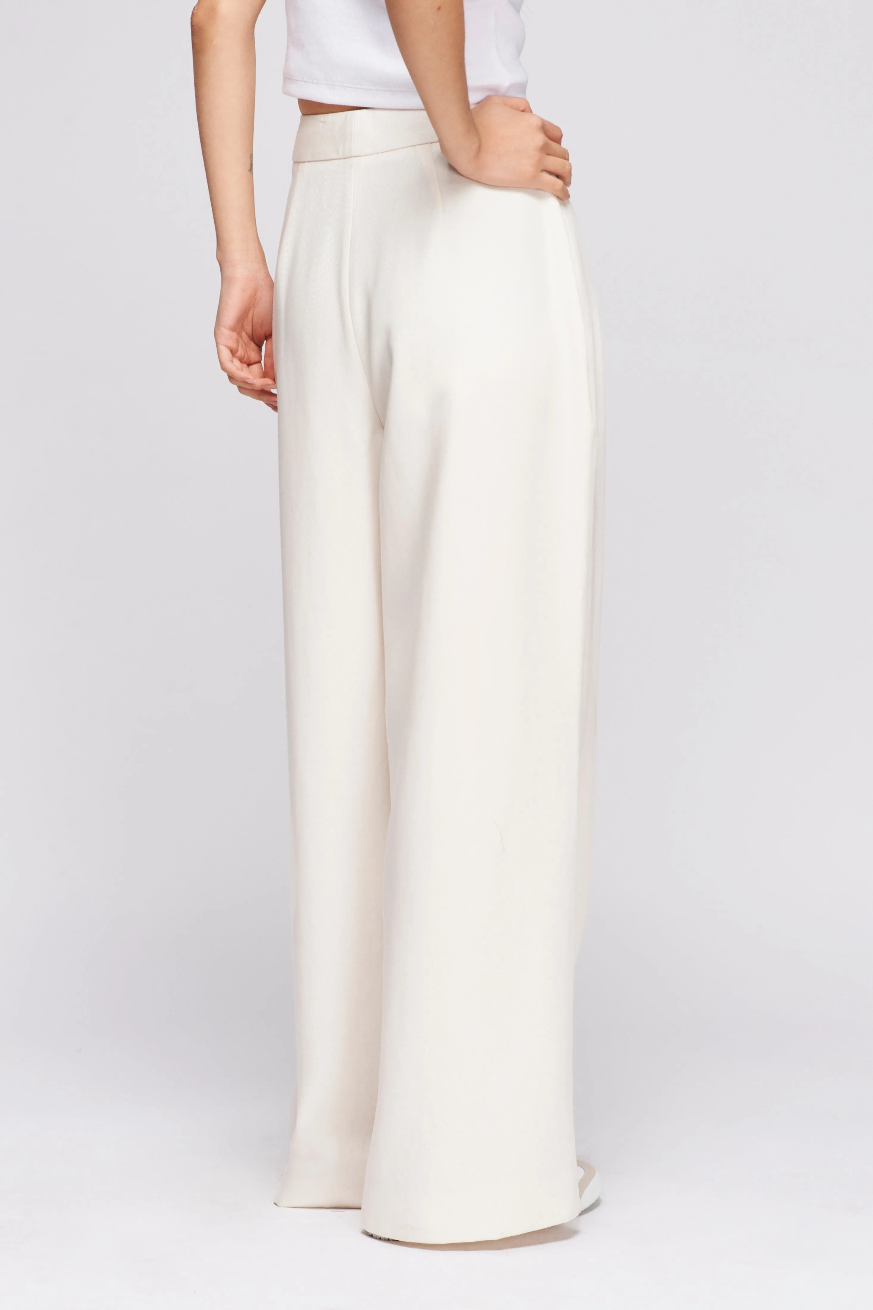 Women's Plaza Trouser in Alabaster