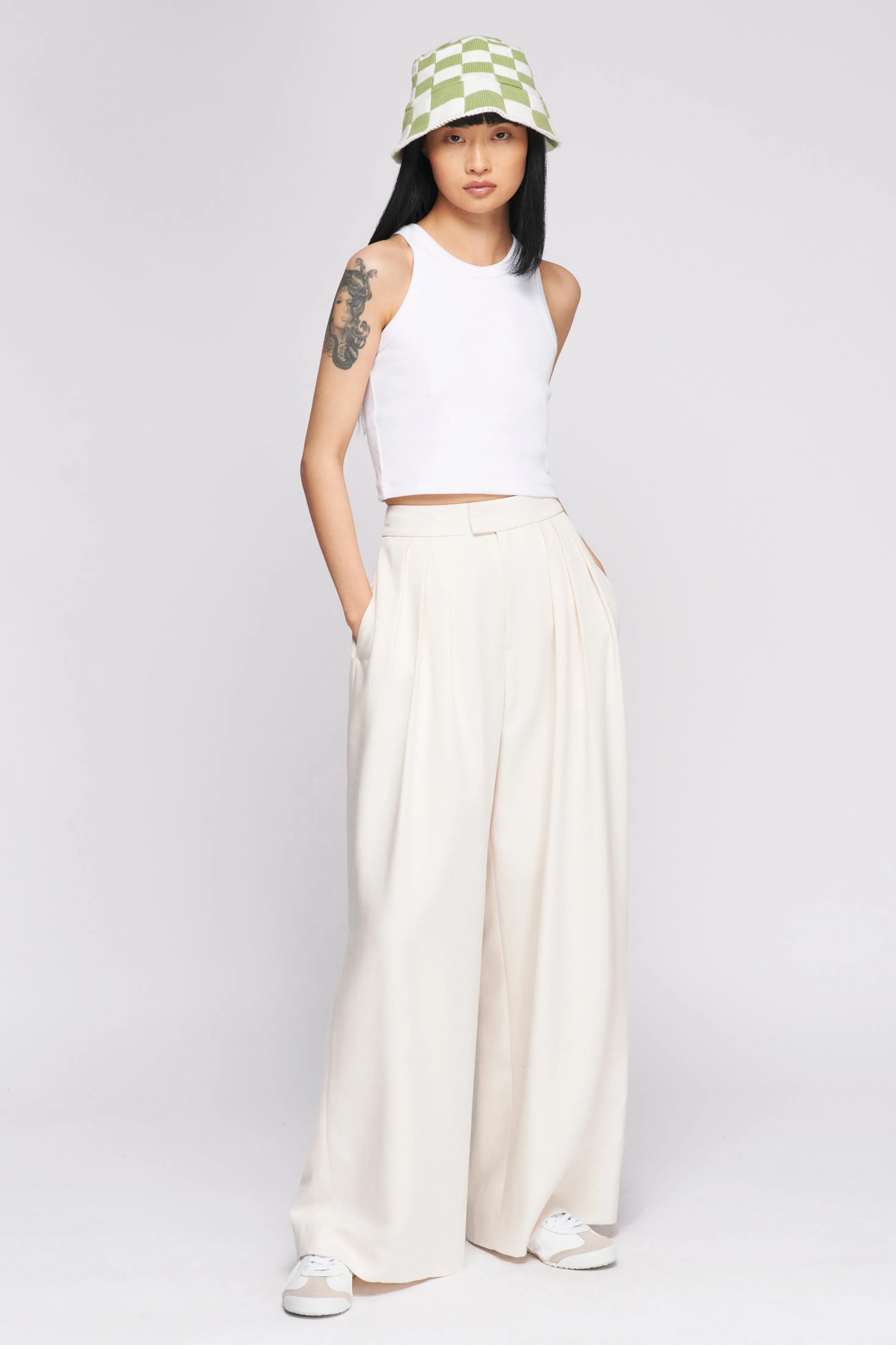 Women's Plaza Trouser in Alabaster